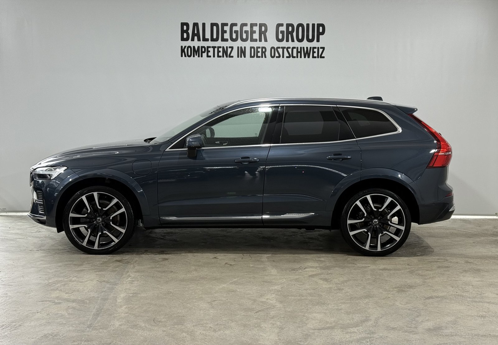 VOLVO XC60 2.0 T8 TE Inscription eAW, Hybride Intégral Essence/Électricité, Occasion / Utilisé, Automatique - 2