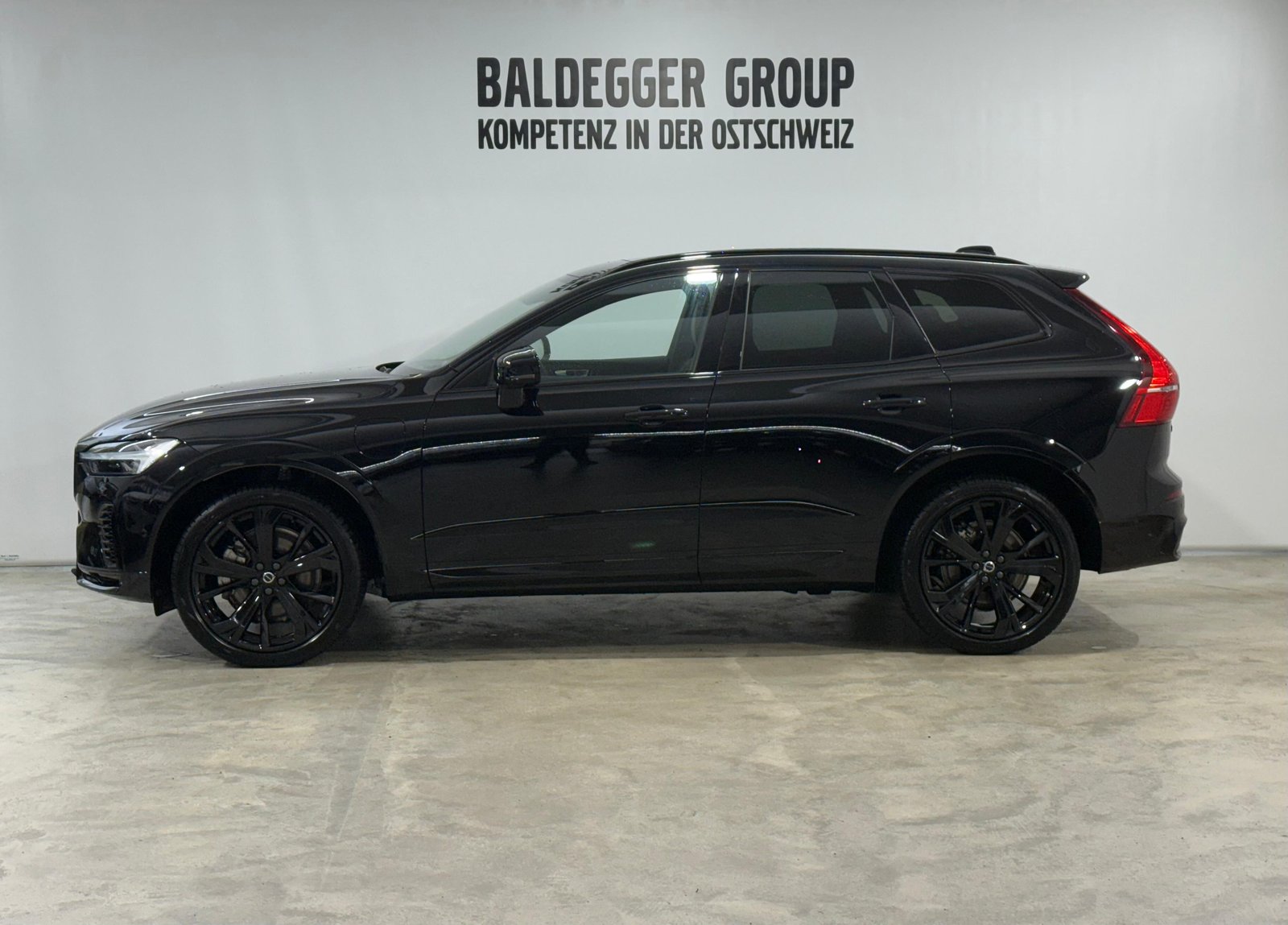 VOLVO XC60 2.0 T8 TE XCENTRIC Black, Hybride Intégral Essence/Électricité, Occasion / Utilisé, Automatique - 2