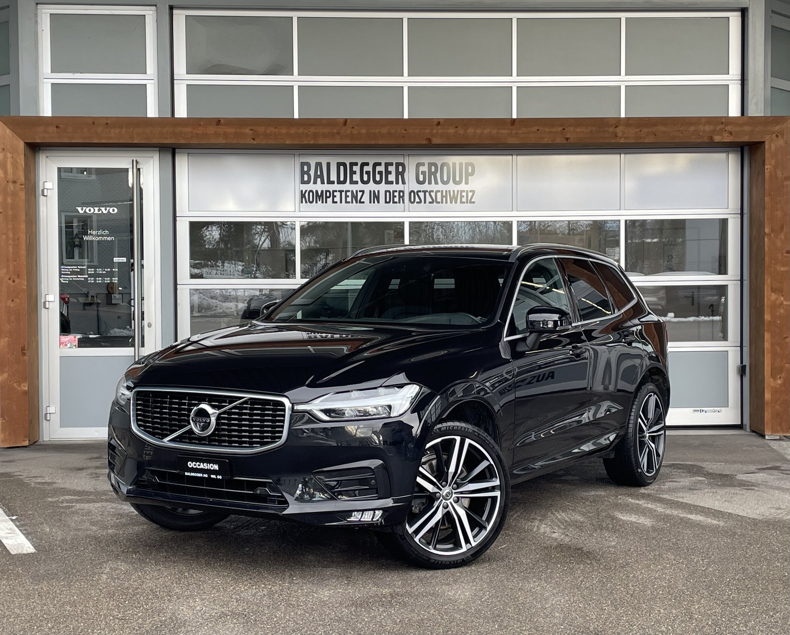 VOLVO XC60 2.0 D4 R-Design AWD