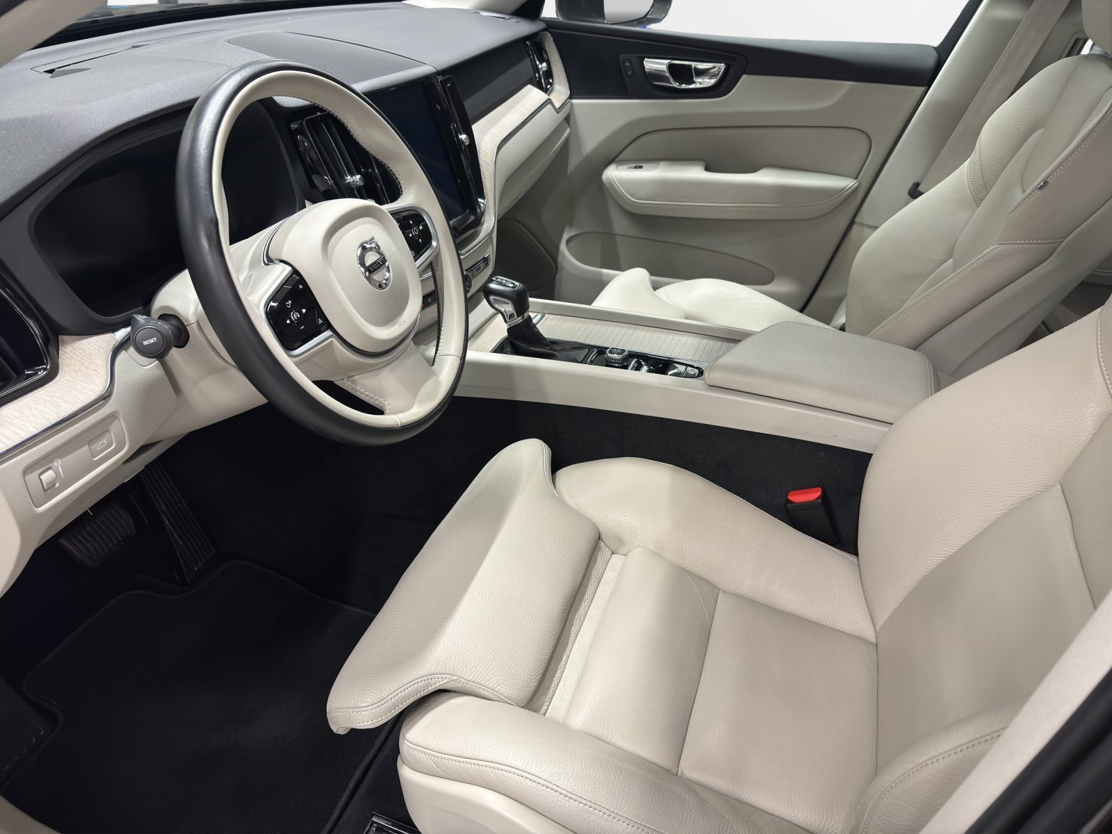 VOLVO XC60 2.0 D5 Inscription AWD, Diesel, Occasioni / Usate, Automatico - 4