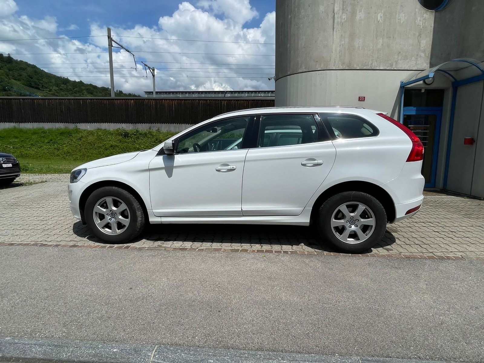 VOLVO XC60 T5 Summum R-Design Powershift, Essence, Occasion / Utilisé, Automatique - 4