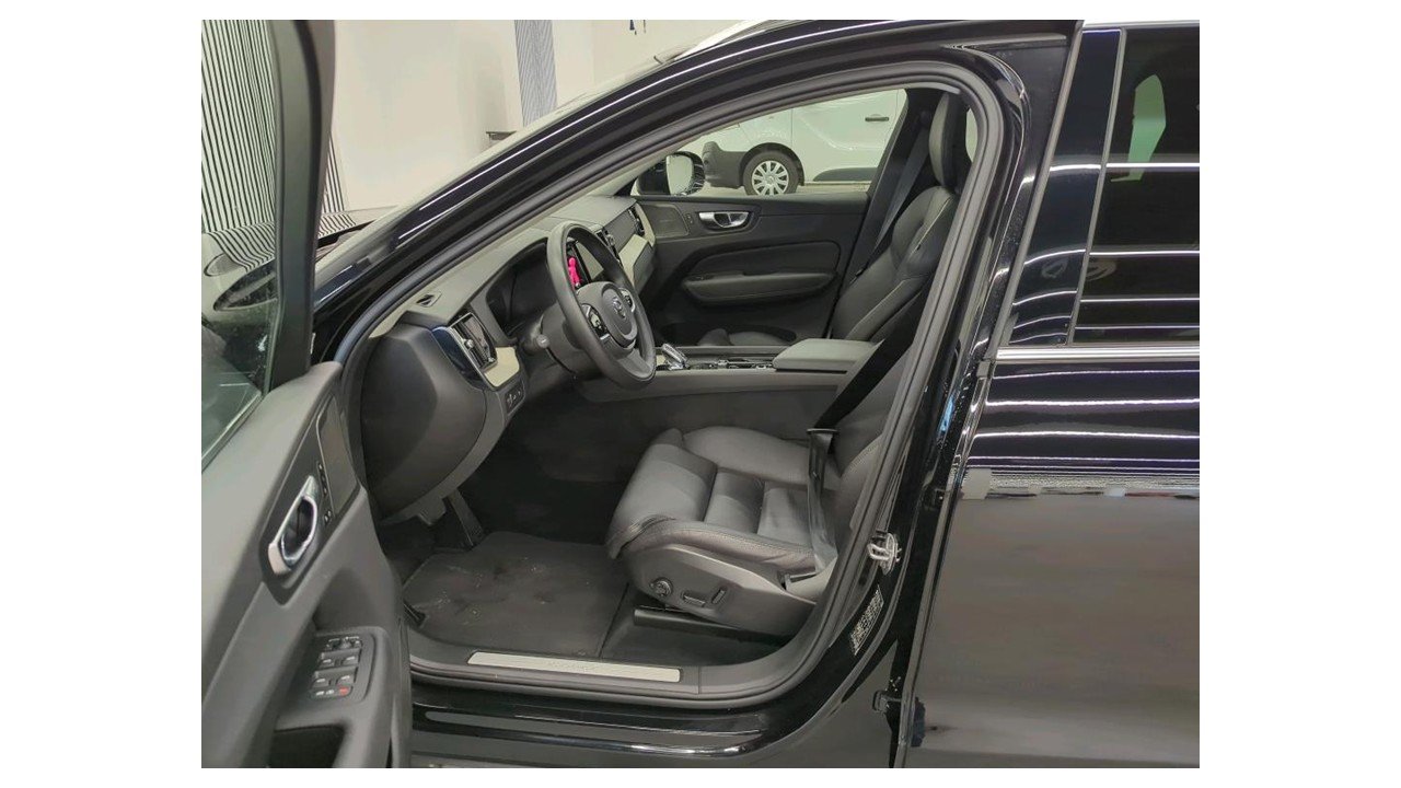 VOLVO XC60 T6 - eAWD - INSCRIPTION - GEARTRONIC, Plug-in-Hybrid Benzina/Elettrica, Occasioni / Usate, Automatico - 4