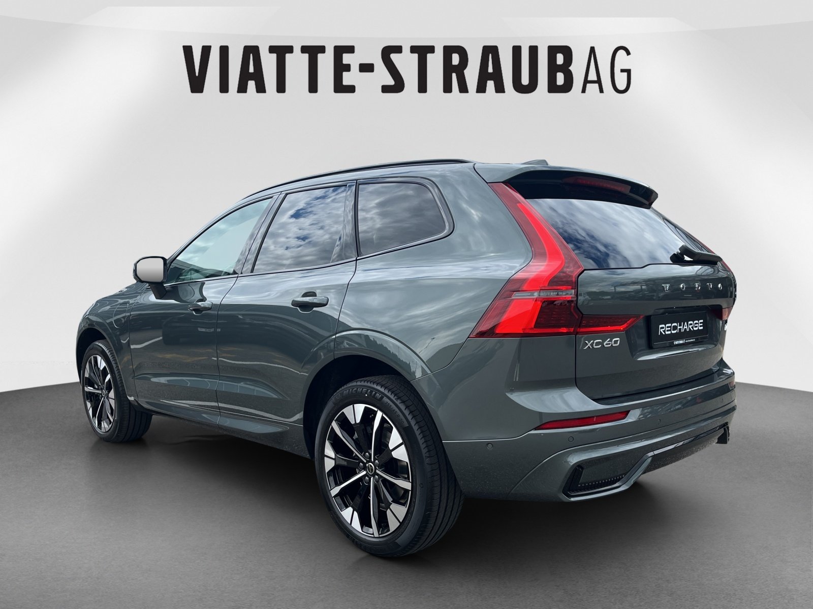 VOLVO XC60 2.0 T6 TE Ultra Dark eAWD, Plug-in-Hybrid Petrol/Electric, Second hand / Used, Automatic - 3