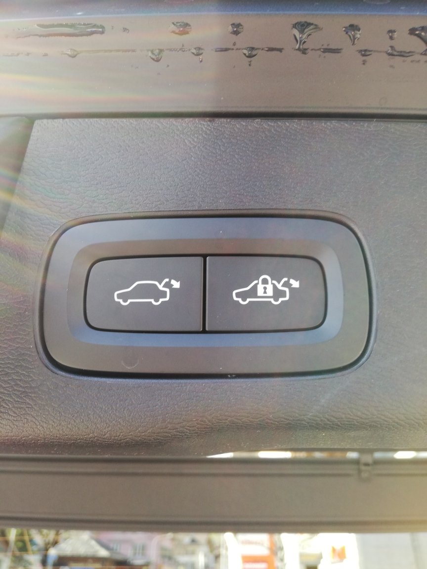 VOLVO XC60 2.0 B5 MH Plus Bright AWD, Mild-Hybrid Benzin/Elektro, Occasion / Gebraucht, Automatik - 7