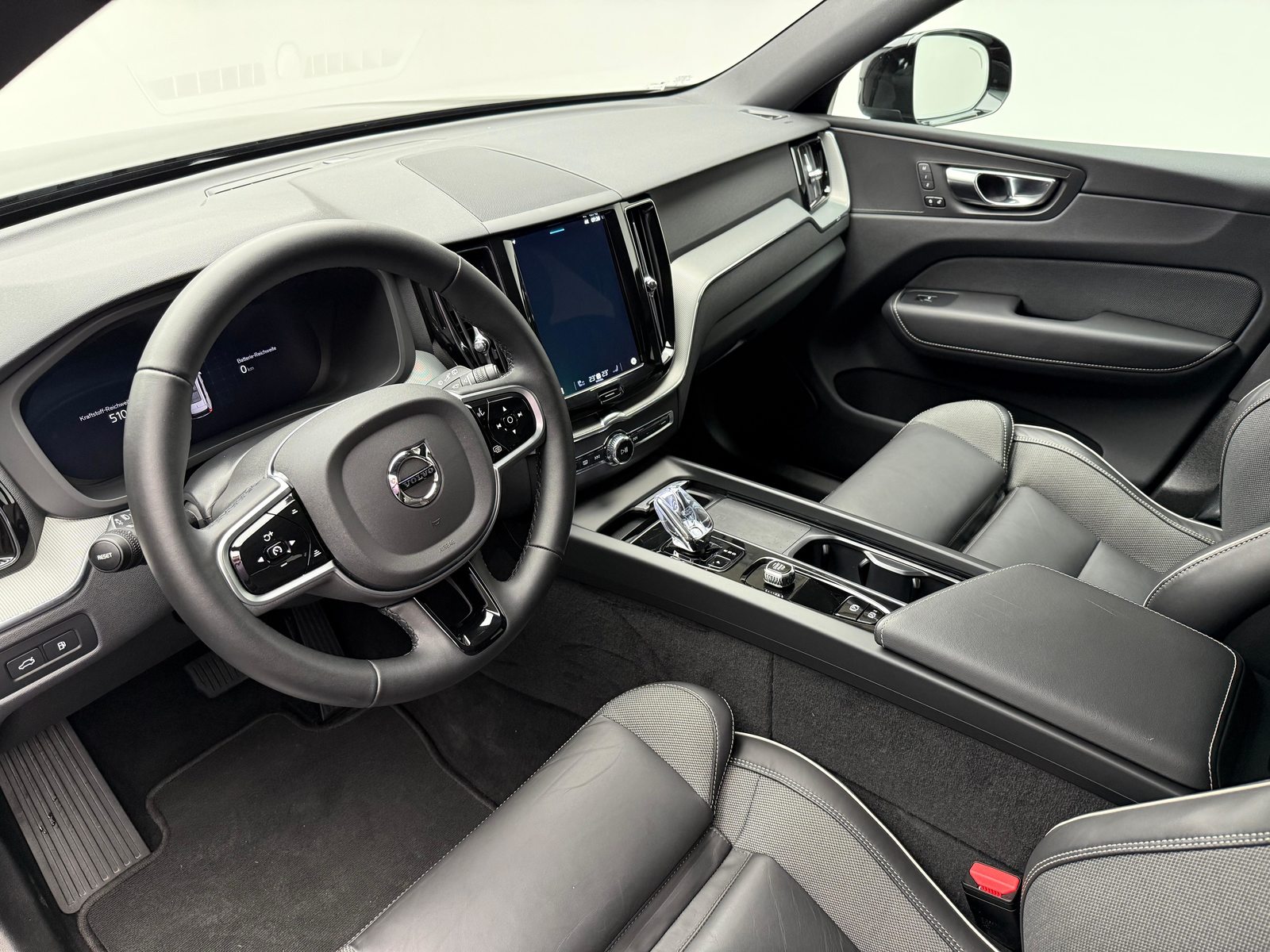 VOLVO XC60 2.0 T6 TE Plus Dark eAWD, Plug-in-Hybrid Benzina/Elettrica, Occasioni / Usate, Automatico - 5