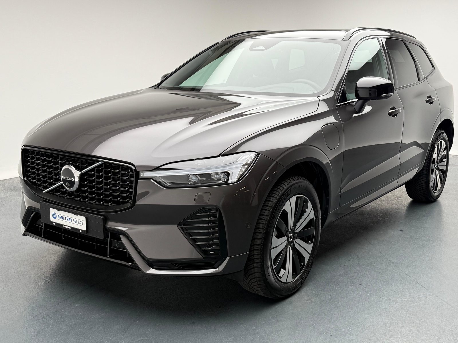 VOLVO XC60 2.0 T8 TE Plus Dark eAWD, Plug-in-Hybrid Benzina/Elettrica, Occasioni / Usate, Automatico - 2