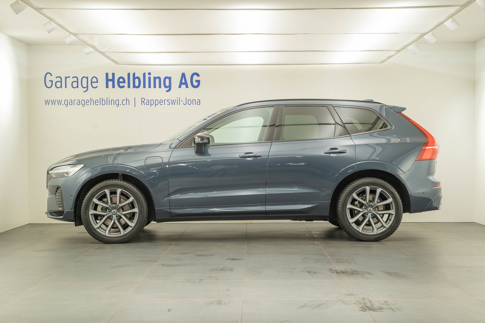 VOLVO XC60 2.0 T6 TE Ultimate Dark eAWD, Plug-in-Hybrid Petrol/Electric, Second hand / Used, Automatic - 3