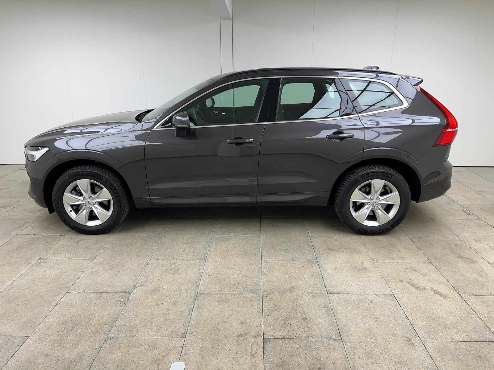 VOLVO XC60 2.0 B4 MH Core AWD / ab 3,99% Leasing bei Abschluss ein, Hybride Léger Diesel/Électricité, Occasion / Utilisé, Automatique - 3