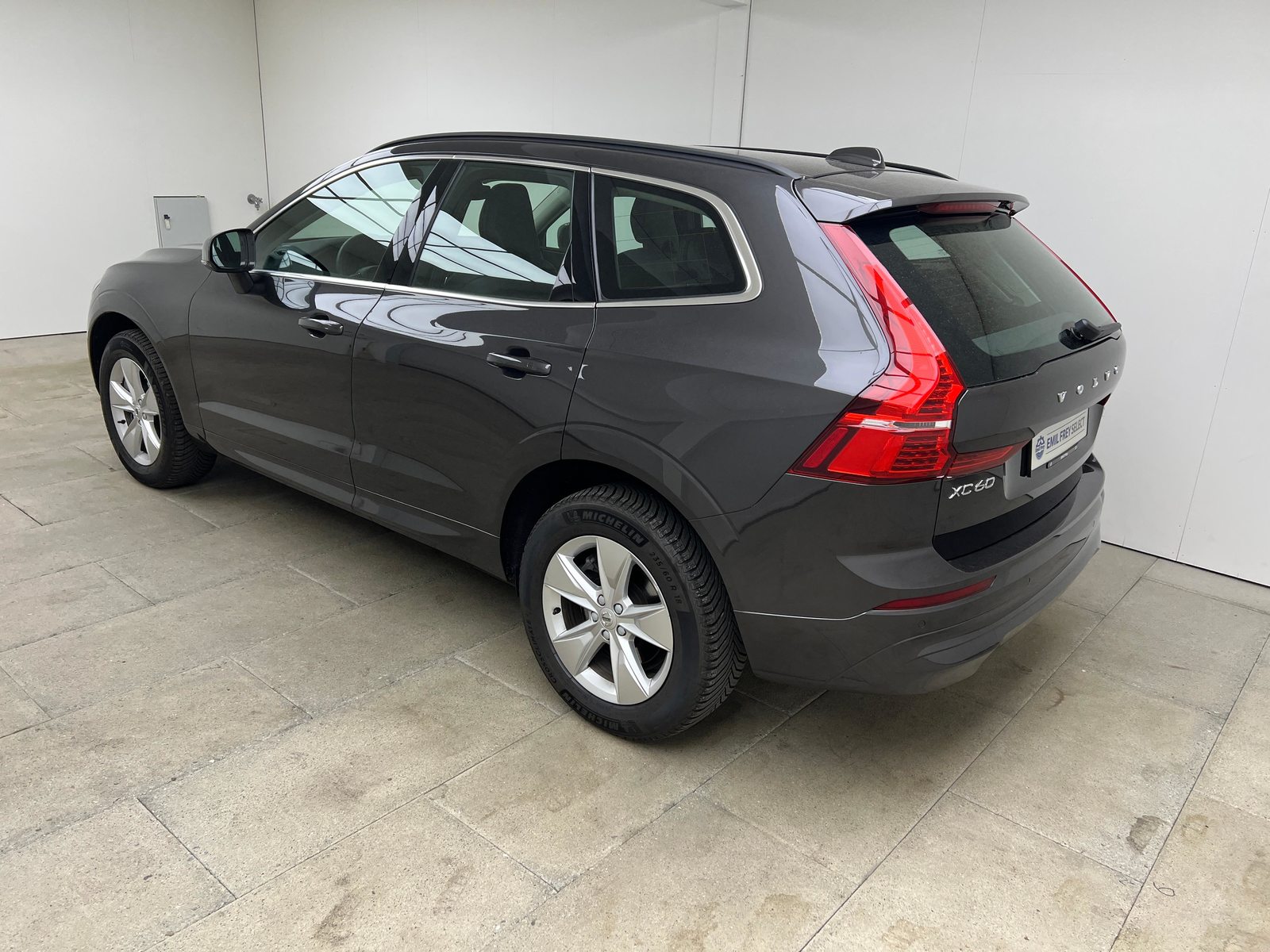 VOLVO XC60 2.0 B4 MH Core AWD / ab 3,99% Leasing bei Abschluss ein, Hybride Léger Diesel/Électricité, Occasion / Utilisé, Automatique - 4