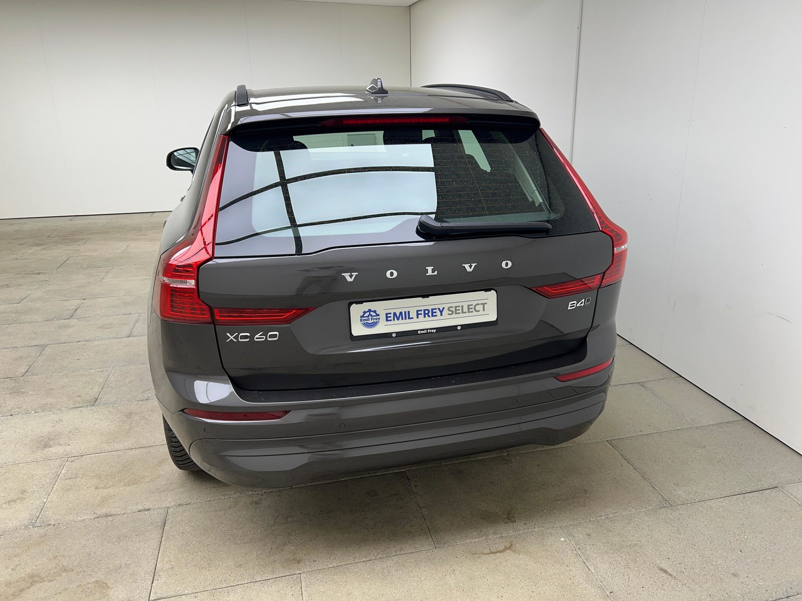 VOLVO XC60 2.0 B4 MH Core AWD / ab 3,99% Leasing bei Abschluss ein, Hybride Léger Diesel/Électricité, Occasion / Utilisé, Automatique - 5