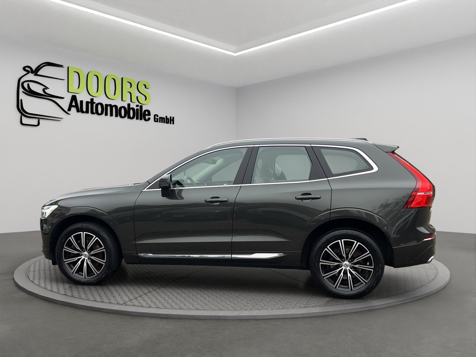 VOLVO XC60 B4 Diesel Mild Hybrid AWD Momentum Geartronic, Mild-Hybrid Diesel/Elektro, Occasion / Gebraucht, Automatik - 7