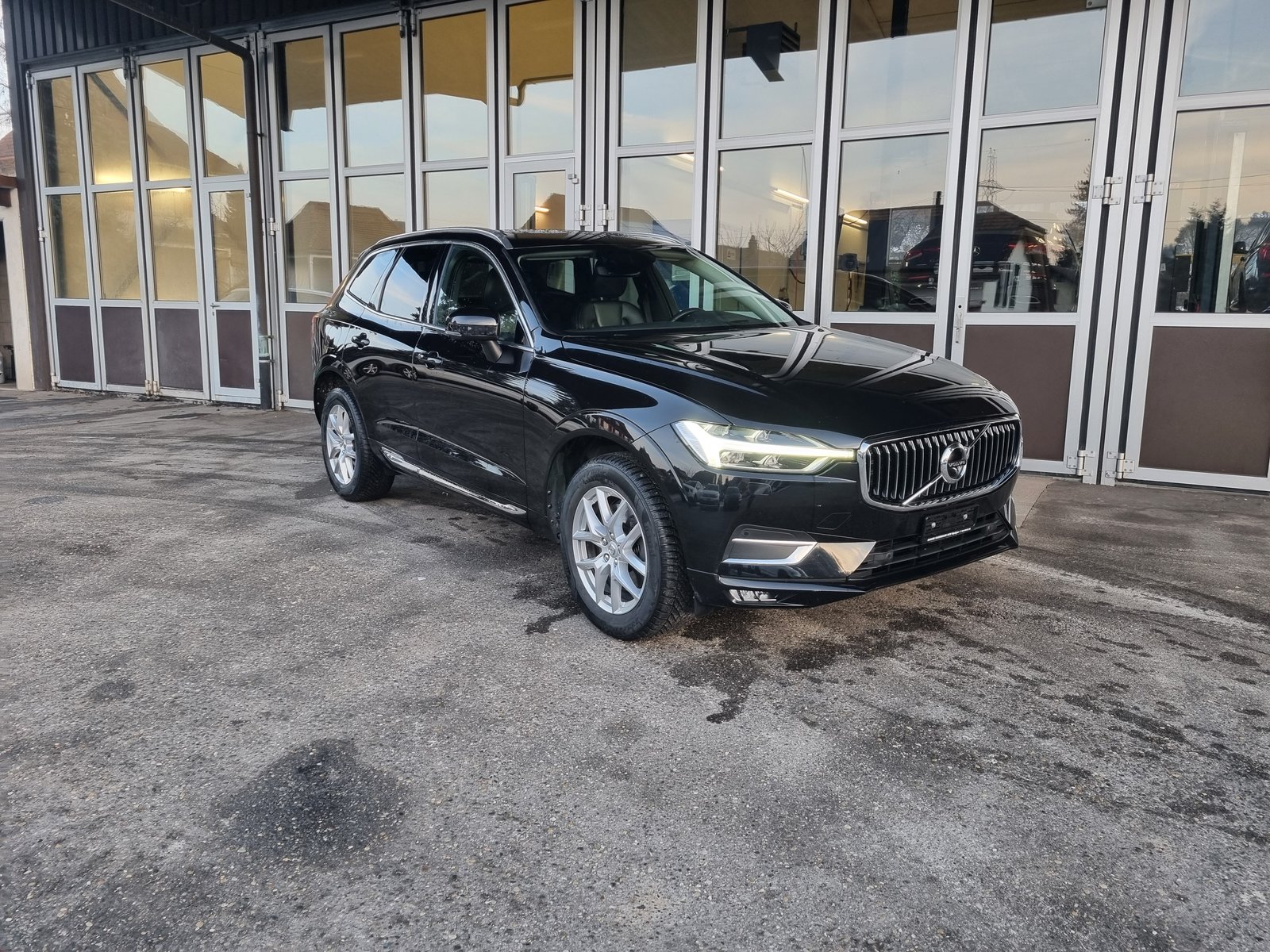 VOLVO XC60 D5 AWD Inscription Geartronic, Diesel, Occasion / Utilisé, Automatique - 2