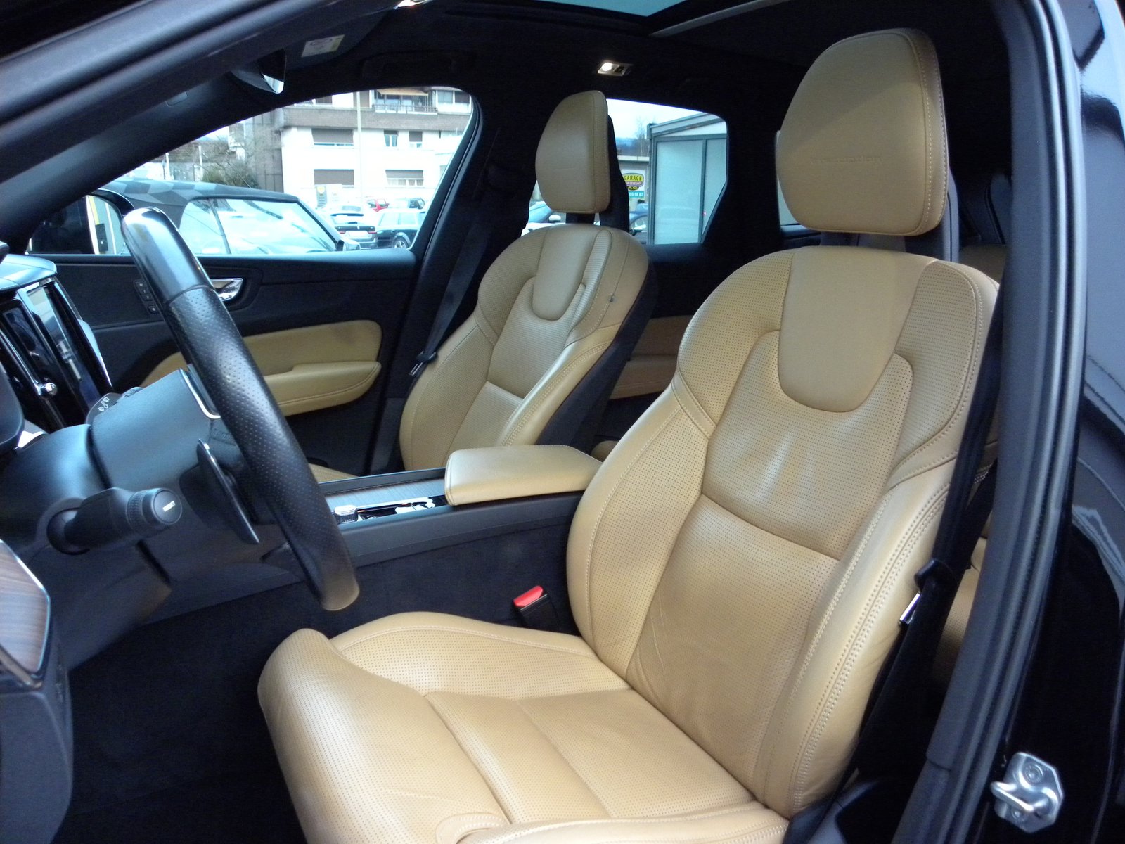VOLVO XC60 T8 eAWD Inscription Geartronic, Plug-in-Hybrid Petrol/Electric, Second hand / Used, Automatic - 7