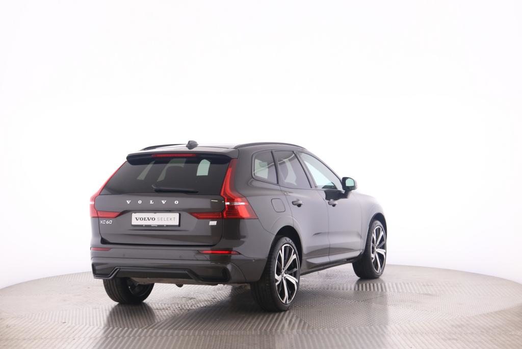 VOLVO XC60 2.0 T6 TE Ultimate Dark eAWD, Plug-in-Hybrid Benzin/Elektro, Occasion / Gebraucht, Automatik - 2