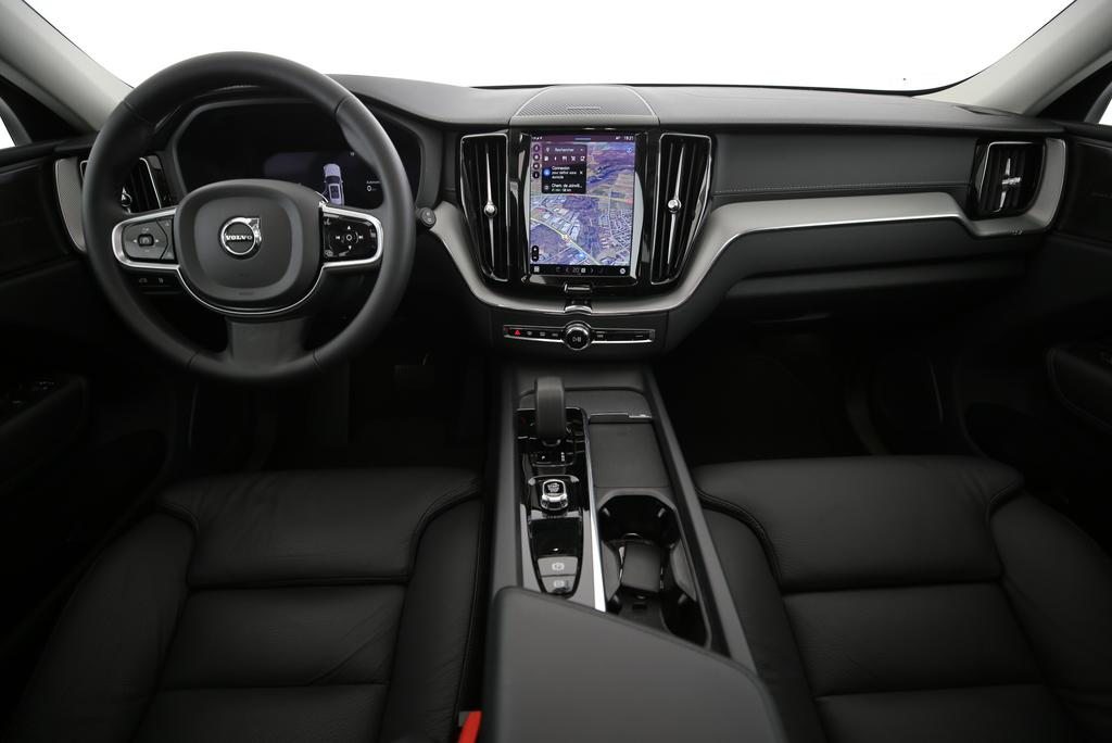 VOLVO XC60 2.0 T6 TE Ultimate Dark eAWD, Plug-in-Hybrid Benzin/Elektro, Occasion / Gebraucht, Automatik - 5