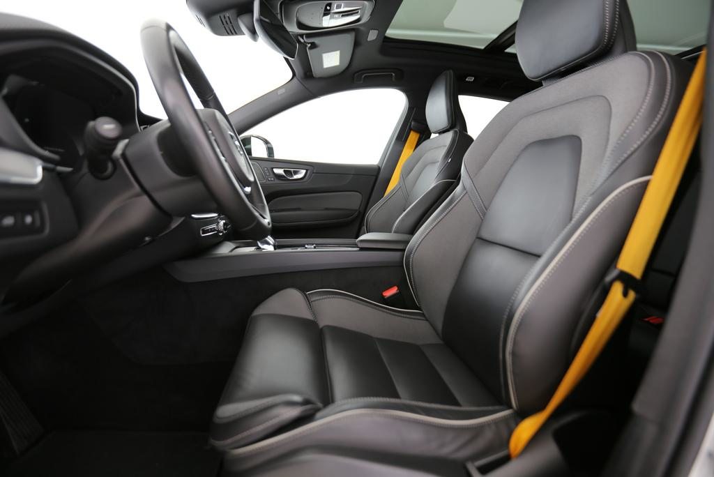 VOLVO XC60 2.0 T8 TE Polestar eAWD, Hybride Rechargeable Essence/Électricité, Occasion / Utilisé, Automatique - 4