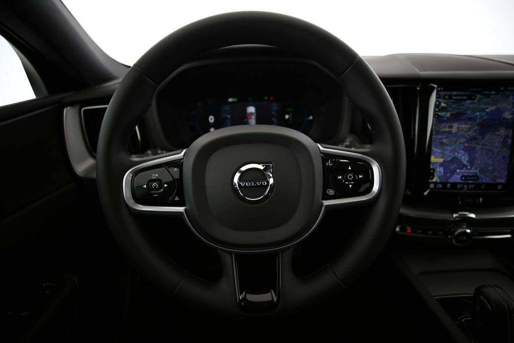 VOLVO XC60 2.0 T6 TE R-Design eAWD, Plug-in-Hybrid Benzina/Elettrica, Occasioni / Usate, Automatico - 6