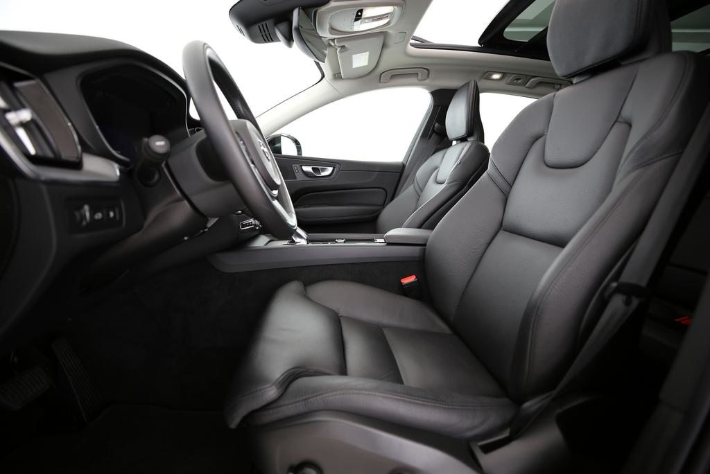 VOLVO XC60 2.0 T6 TE Inscription eAWD, Hybride Rechargeable Essence/Électricité, Occasion / Utilisé, Automatique - 3