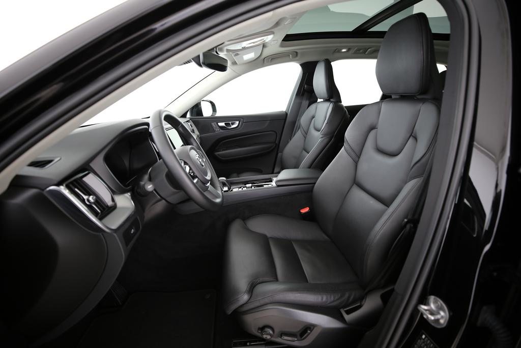 VOLVO XC60 2.0 B4 MH Core, Diesel, Occasion / Gebraucht, Automatik - 4