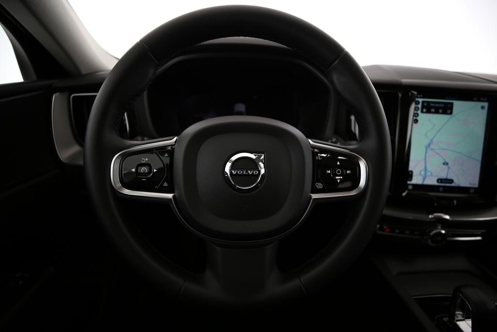 VOLVO XC60 2.0 B4 MH Core, Diesel, Occasion / Gebraucht, Automatik - 6