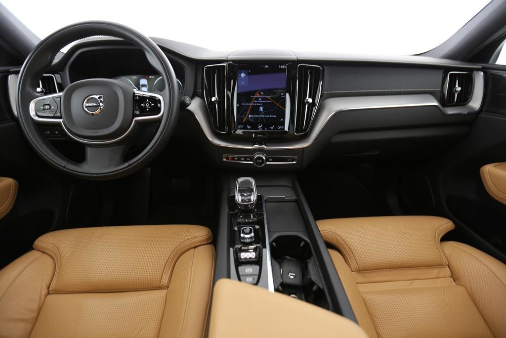 VOLVO XC60 2.0 T6 TE Inscription eAWD, Plug-in-Hybrid Benzin/Elektro, Occasion / Gebraucht, Automatik - 5