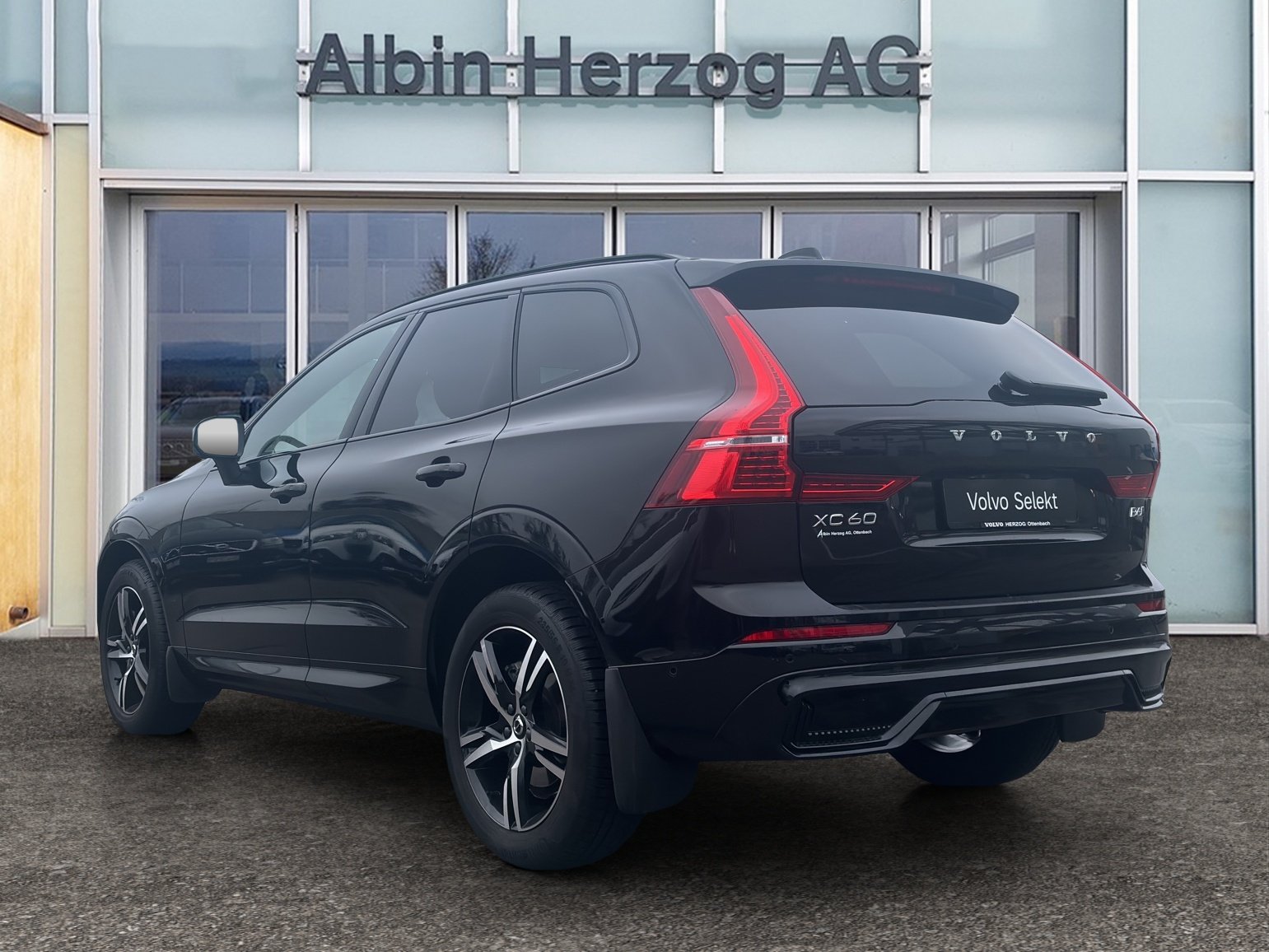 VOLVO XC60 2.0 B6 MH R-Design AWD, Mild-Hybrid Benzin/Elektro, Occasion / Gebraucht, Automatik - 3