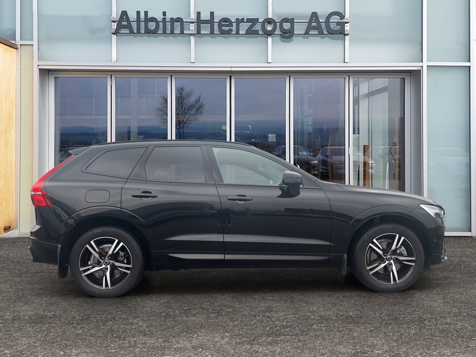 VOLVO XC60 2.0 B6 MH R-Design AWD, Mild-Hybrid Benzin/Elektro, Occasion / Gebraucht, Automatik - 5