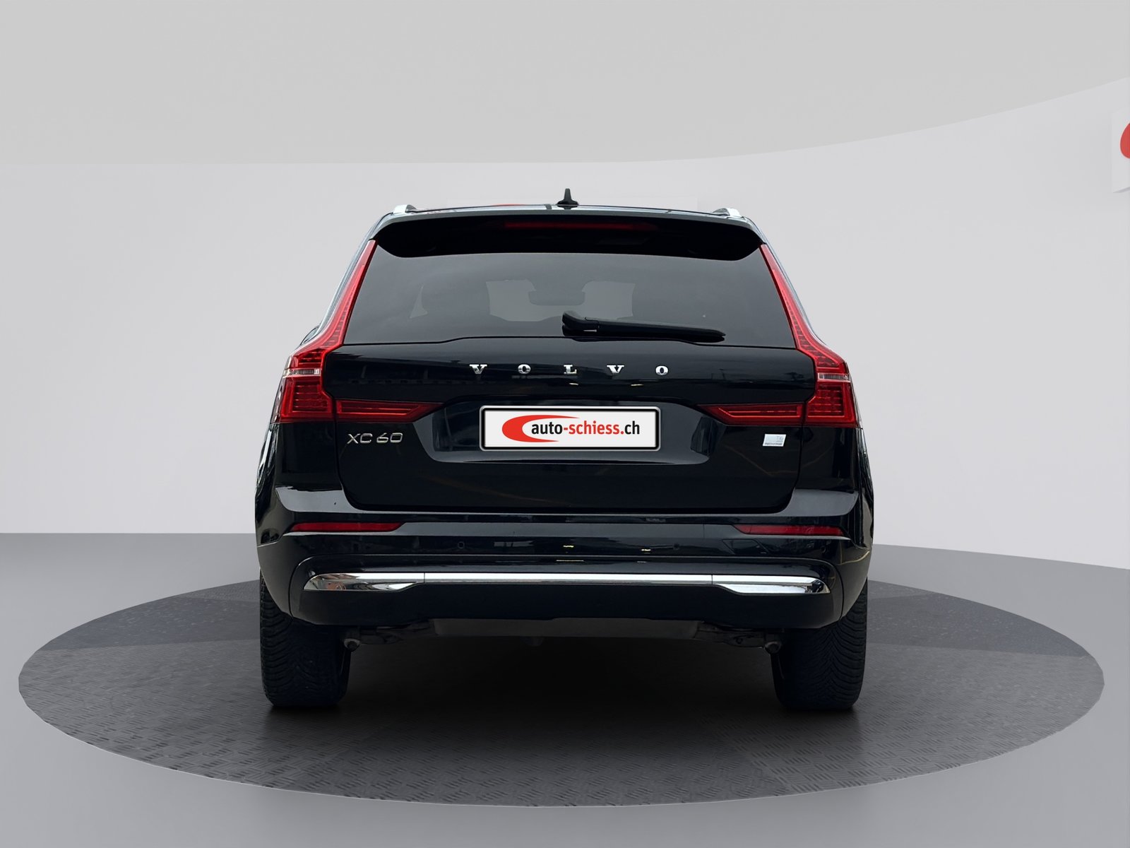 VOLVO XC60 T6 eAWD PluginHybrid Plus Bright Geartronic, Plug-in-Hybrid Benzin/Elektro, Occasion / Gebraucht, Automatik - 4