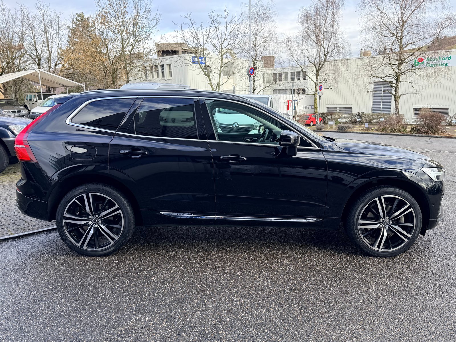 VOLVO XC60 T6 eAWD Inscription Expression Geartronic, Plug-in-Hybrid Benzin/Elektro, Occasion / Gebraucht, Automatik - 2