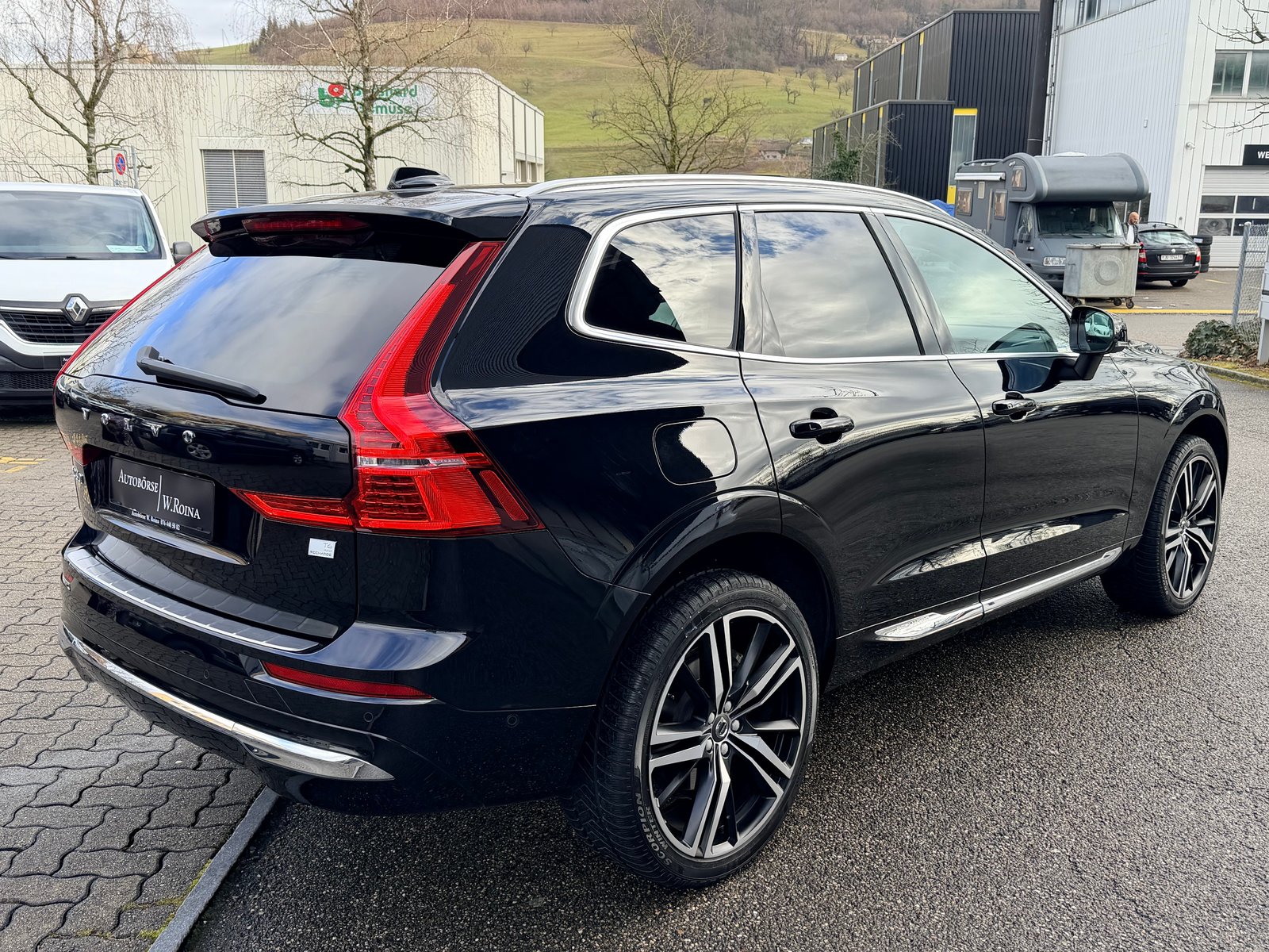 VOLVO XC60 T6 eAWD Inscription Expression Geartronic, Plug-in-Hybrid Benzin/Elektro, Occasion / Gebraucht, Automatik - 3