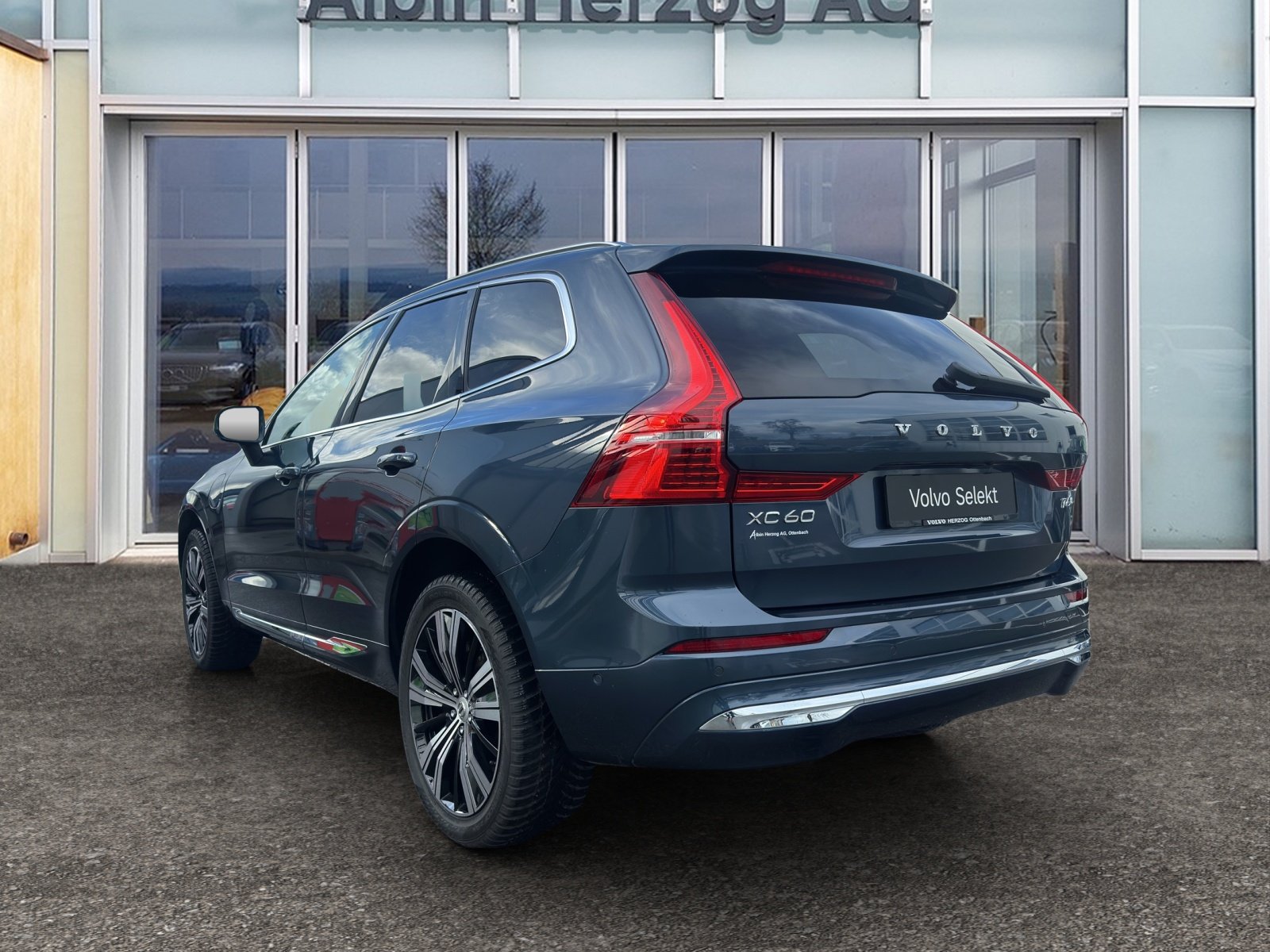 VOLVO XC60 2.0 T6 TE Ultra Bright eAWD, Plug-in-Hybrid Petrol/Electric, Second hand / Used, Automatic - 3