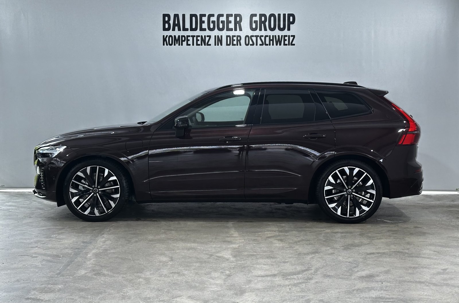 VOLVO XC60 2.0 T8 TE Ultra Dark eAWD, Voll-Hybrid Benzin/Elektro, Occasion / Gebraucht, Automatik - 2