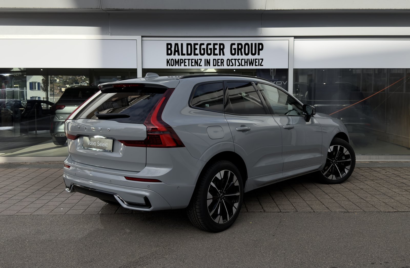 VOLVO XC60 2.0 T6 TE Ultra Dark eAWD, Voll-Hybrid Benzin/Elektro, Occasion / Gebraucht, Automatik - 3