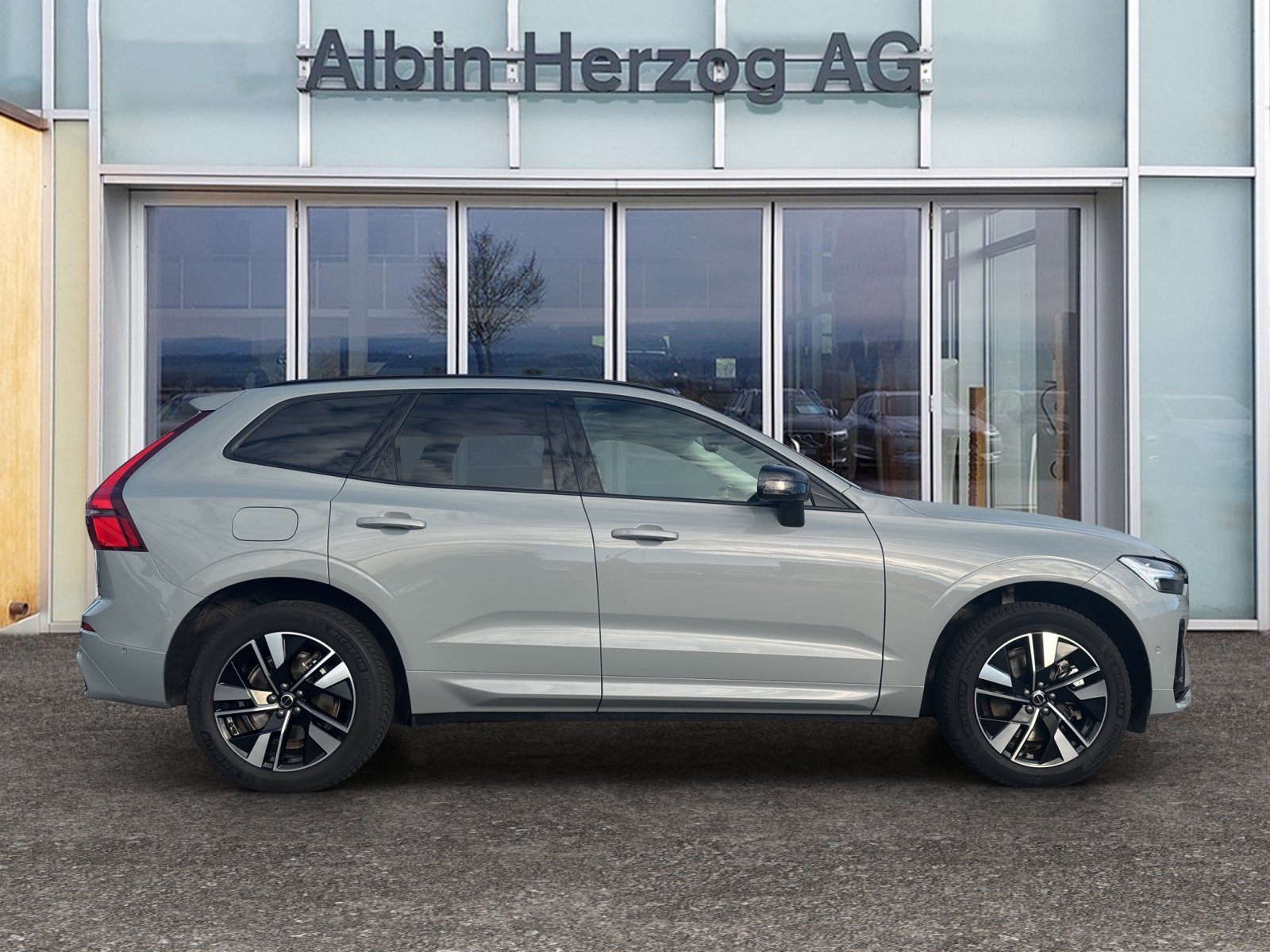 VOLVO XC60 2.0 T8 TE Plus Dark eAWD, Hybride Rechargeable Essence/Électricité, Occasion / Utilisé, Automatique - 5