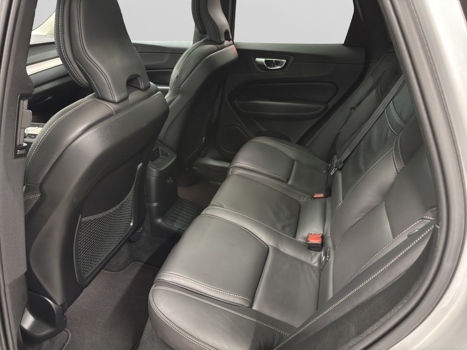 VOLVO XC60 2.0 T6 TE Inscription eAWD, Hybride Rechargeable Essence/Électricité, Occasion / Utilisé, Automatique - 5
