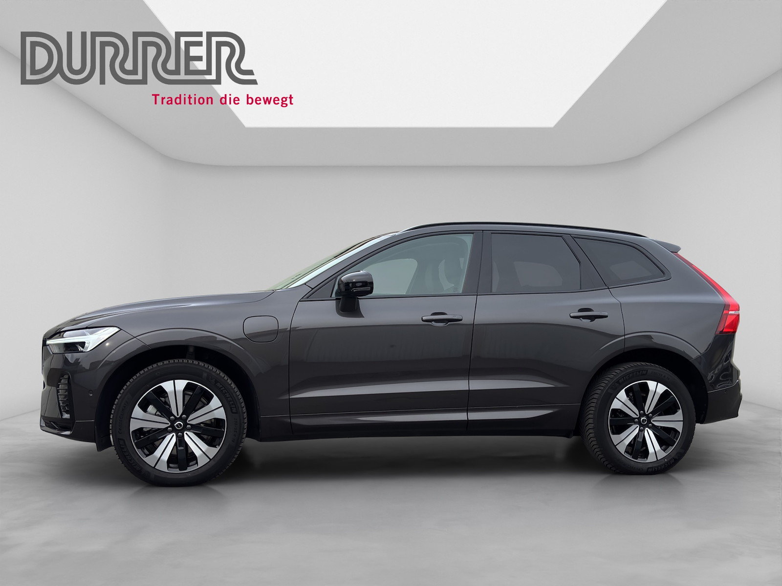 VOLVO XC60 2.0 T6 TE Plus Dark eAWD, Plug-in-Hybrid Petrol/Electric, Second hand / Used, Automatic - 2