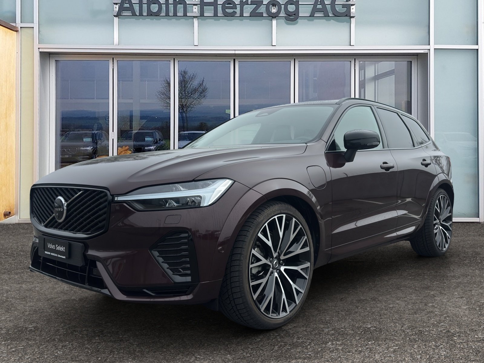 VOLVO XC60 2.0 T8 TE Ultra Dark eAWD