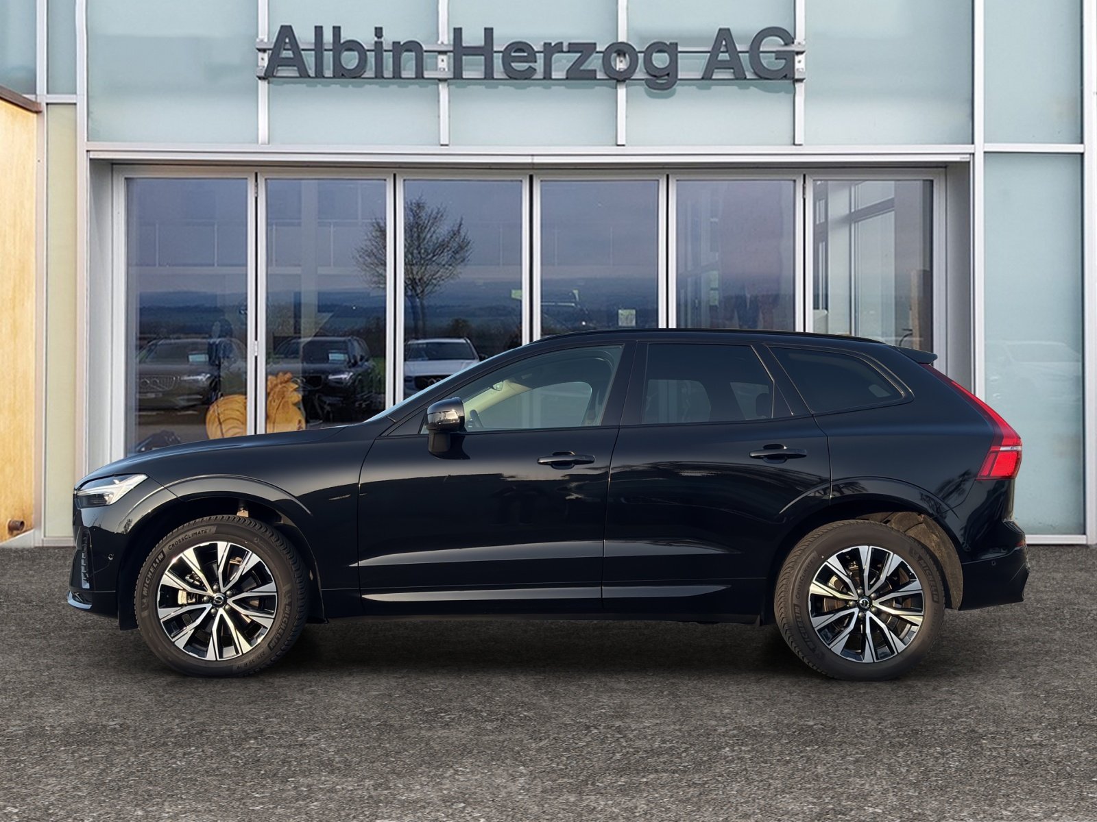 VOLVO XC60 2.0 B5 MH Plus Dark AWD, Hybride Léger Essence/Électricité, Occasion / Utilisé, Automatique - 2