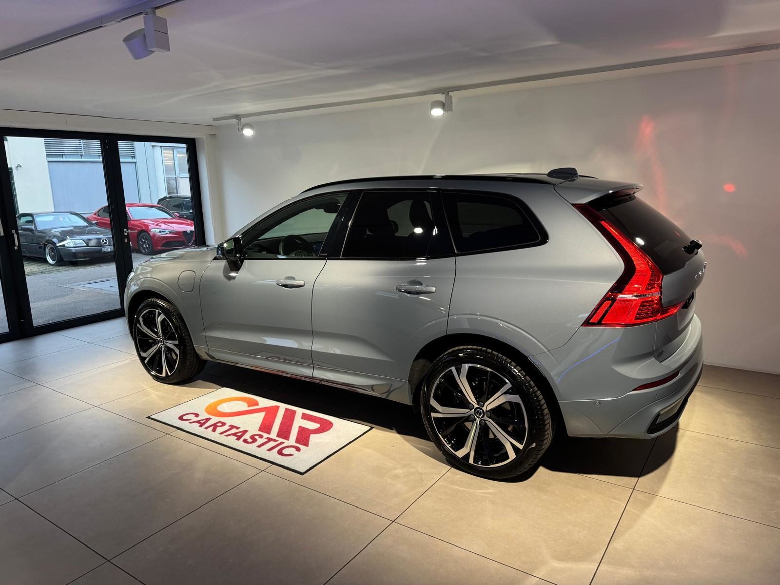 VOLVO XC60 2.0 T6 TE Ultimate Dark eAWD, Plug-in-Hybrid Petrol/Electric, Second hand / Used, Automatic - 3