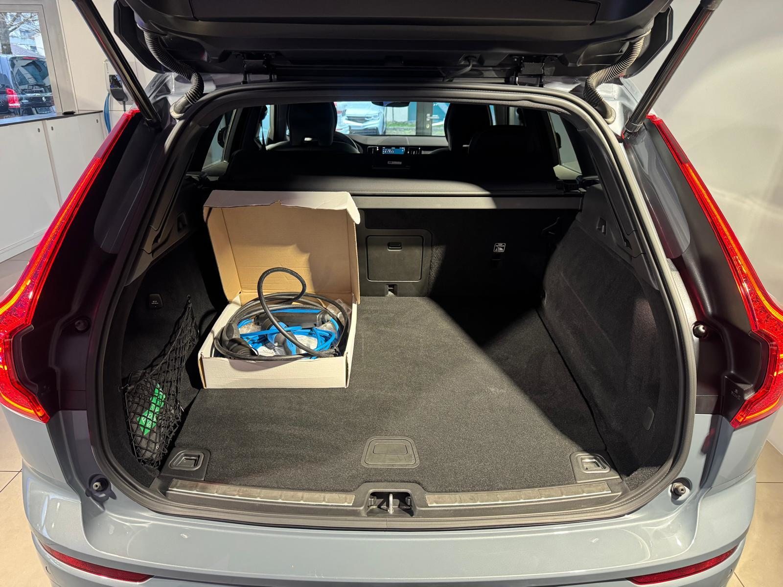 VOLVO XC60 2.0 T6 TE Ultimate Dark eAWD, Plug-in-Hybrid Petrol/Electric, Second hand / Used, Automatic - 5
