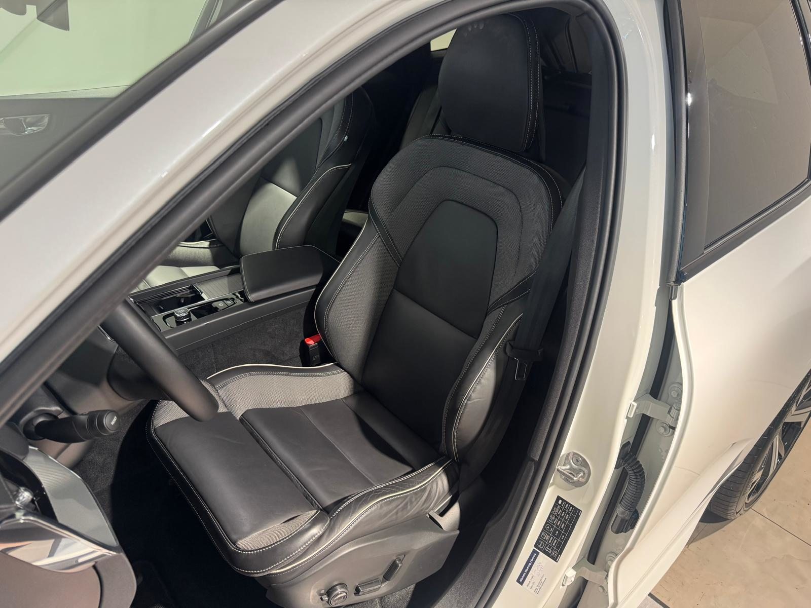 VOLVO XC60 2.0 T6 TE Ultimate Dark eAWD, Hybride Rechargeable Essence/Électricité, Occasion / Utilisé, Automatique - 7