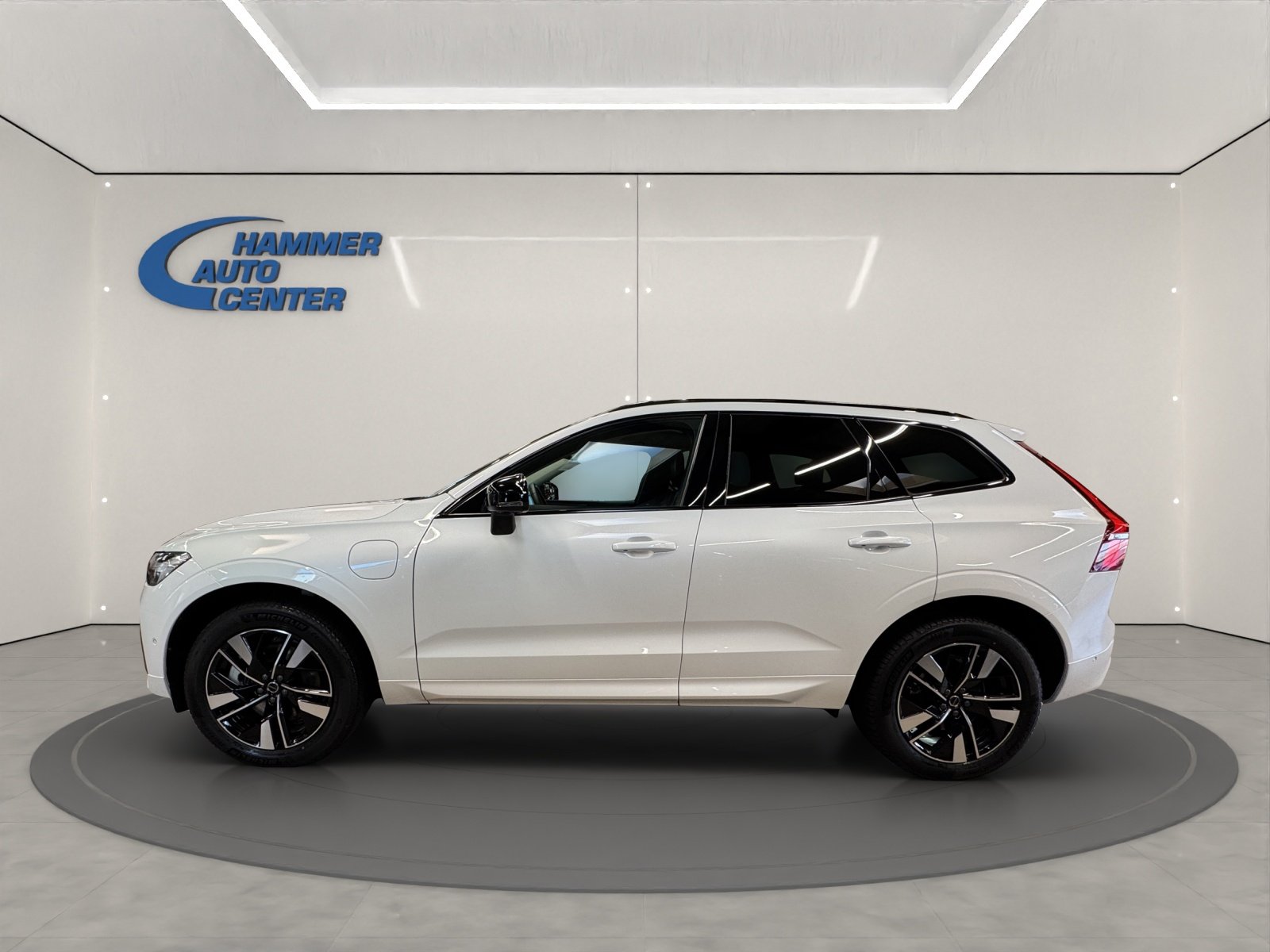 VOLVO XC60 2.0 T8 TE Plus Dark eAWD, Hybride Rechargeable Essence/Électricité, Occasion / Utilisé, Automatique - 3