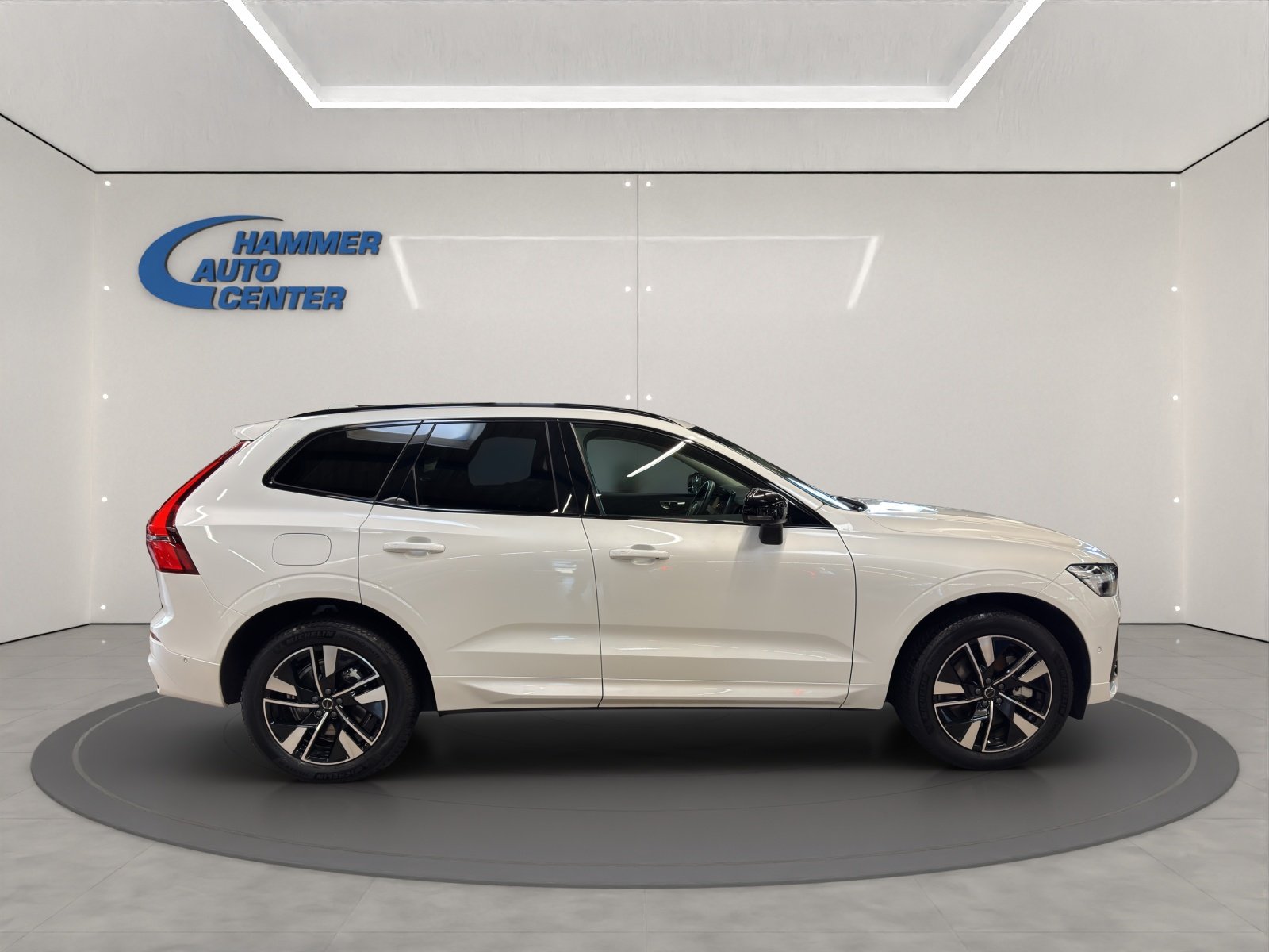 VOLVO XC60 2.0 T8 TE Plus Dark eAWD, Hybride Rechargeable Essence/Électricité, Occasion / Utilisé, Automatique - 7