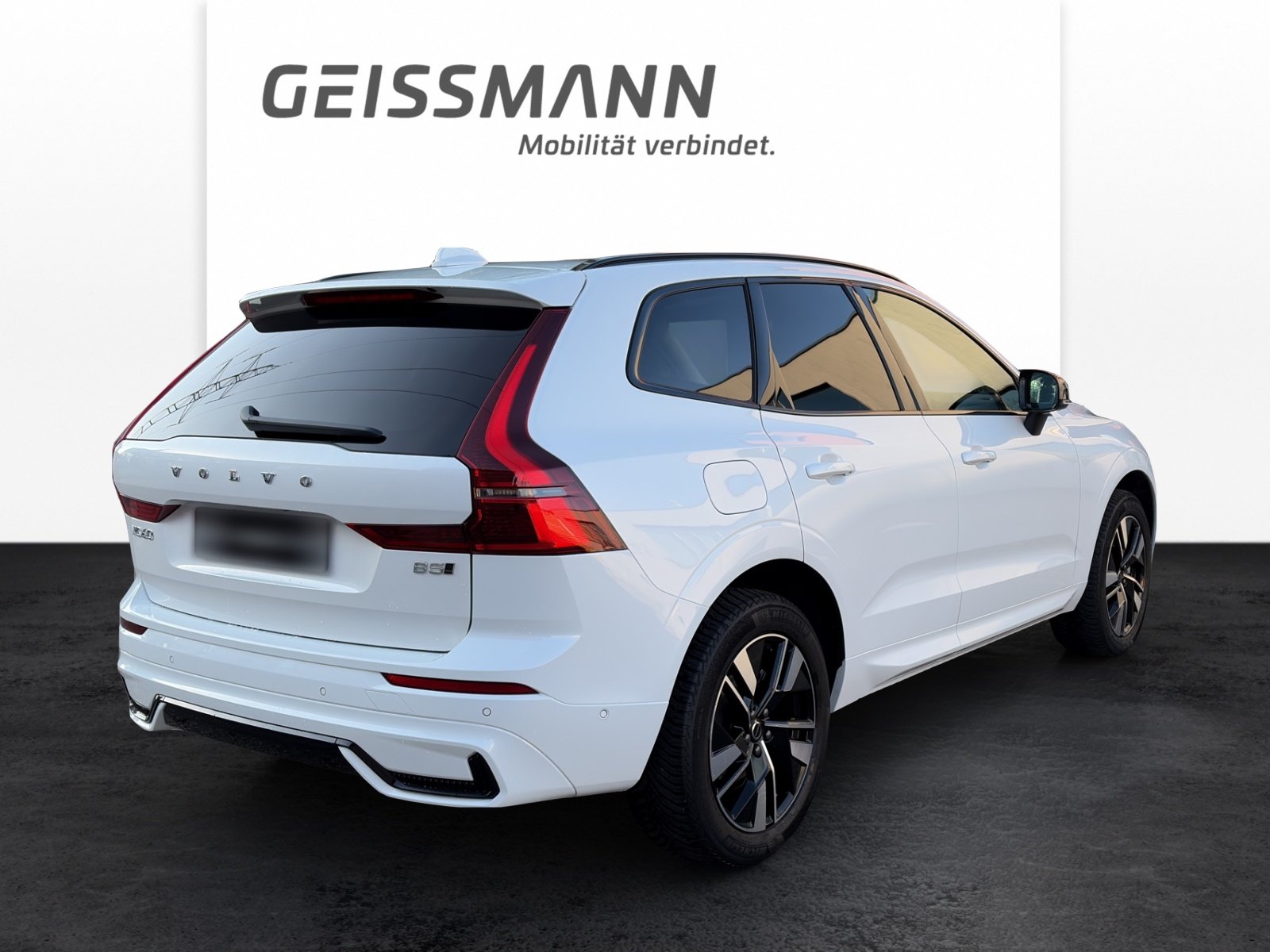 VOLVO XC60 2.0 B5 MH Plus Dark AWD, Hybride Leggero Benzina/Elettrica, Occasioni / Usate, Automatico - 4