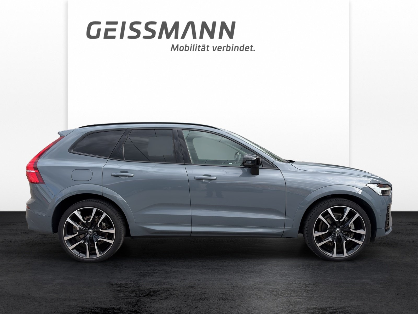 VOLVO XC60 2.0 T8 TE Ultimate Dark eAWD, Plug-in-Hybrid Petrol/Electric, Second hand / Used, Automatic - 6