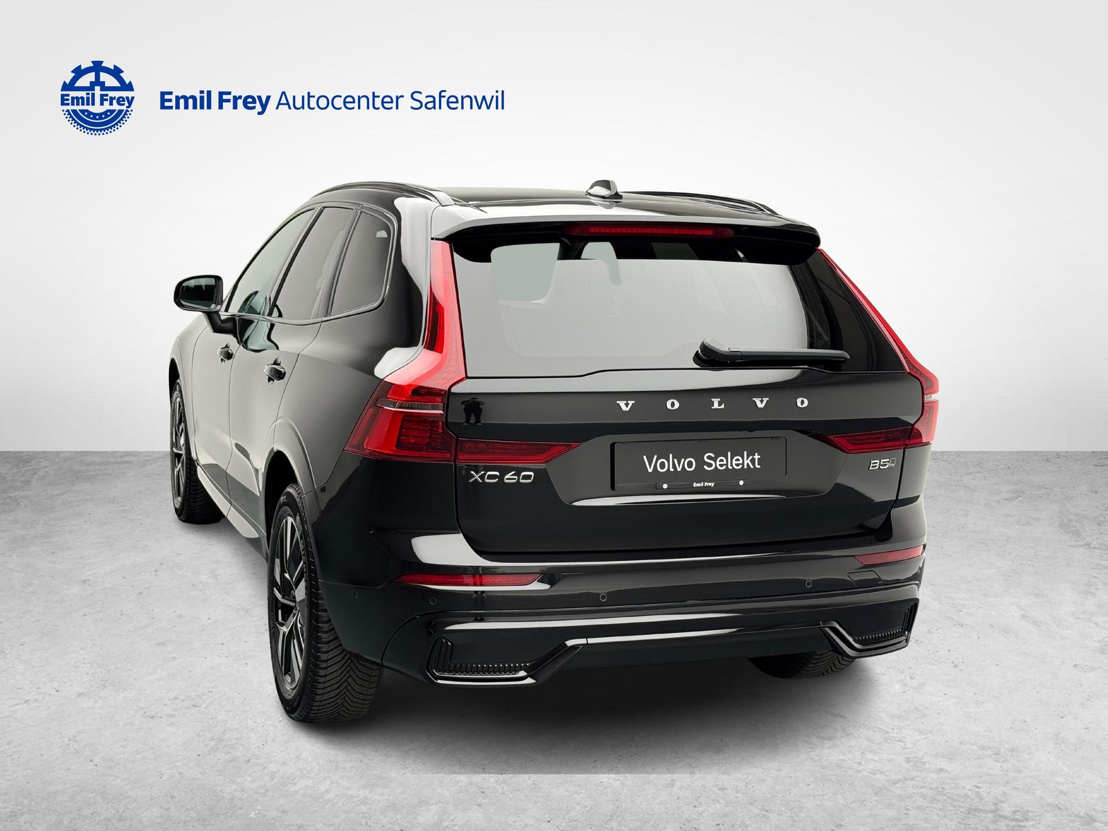 VOLVO XC60 2.0 B5 MH Plus Dark AWD, Hybride Léger Essence/Électricité, Occasion / Utilisé, Automatique - 3