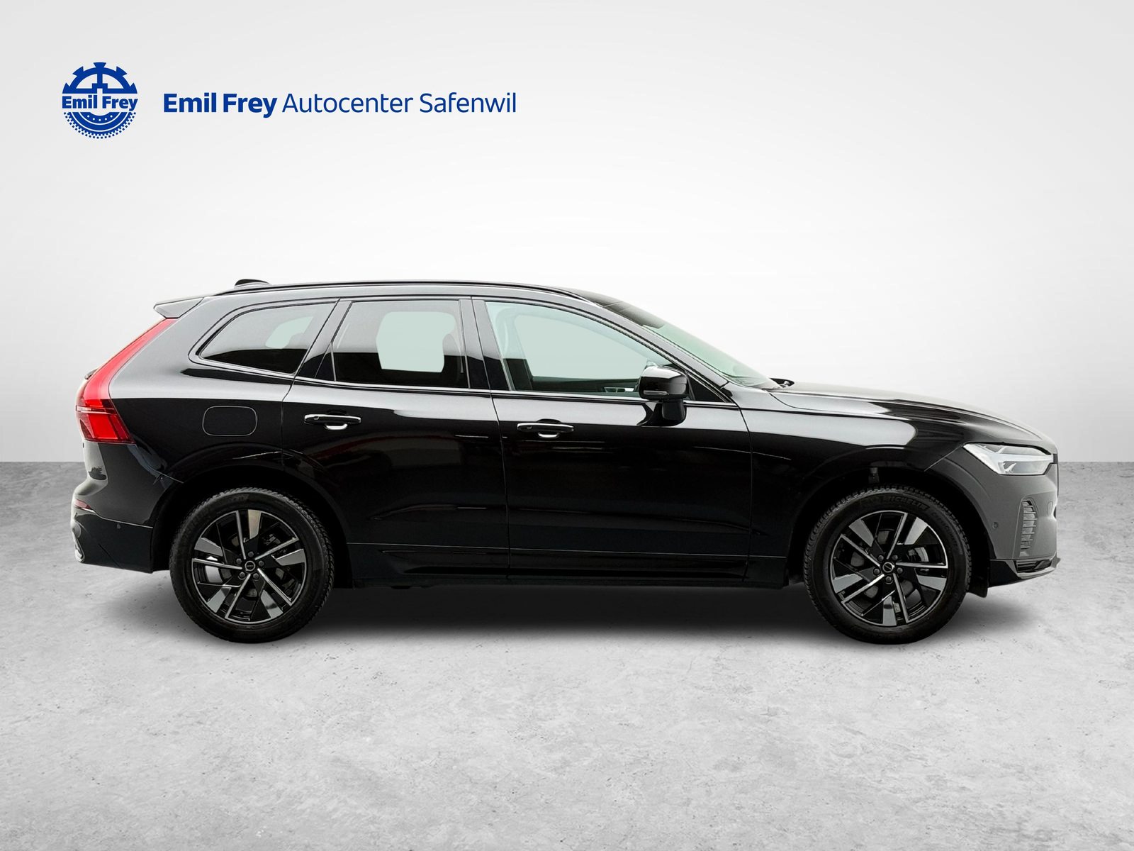 VOLVO XC60 2.0 B5 MH Plus Dark AWD, Hybride Léger Essence/Électricité, Occasion / Utilisé, Automatique - 6