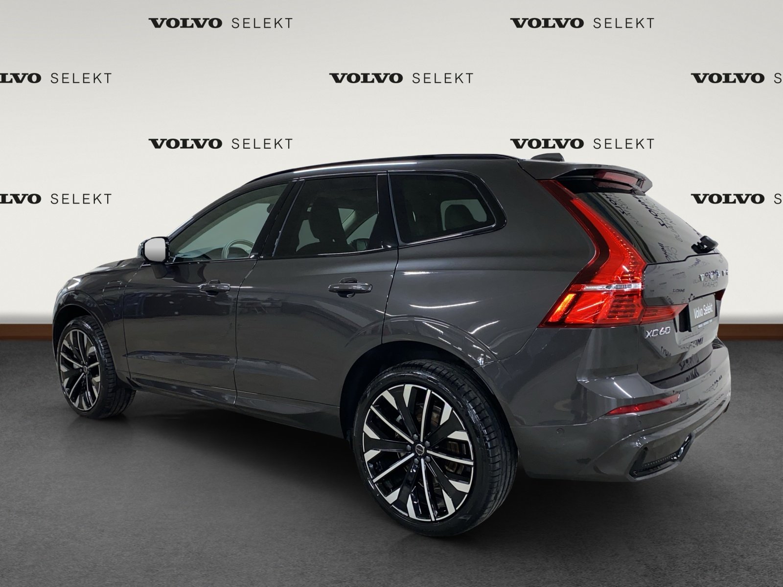 VOLVO XC60 2.0 T6 TE Ultimate Dark eAWD, Plug-in-Hybrid Benzina/Elettrica, Occasioni / Usate, Automatico - 3
