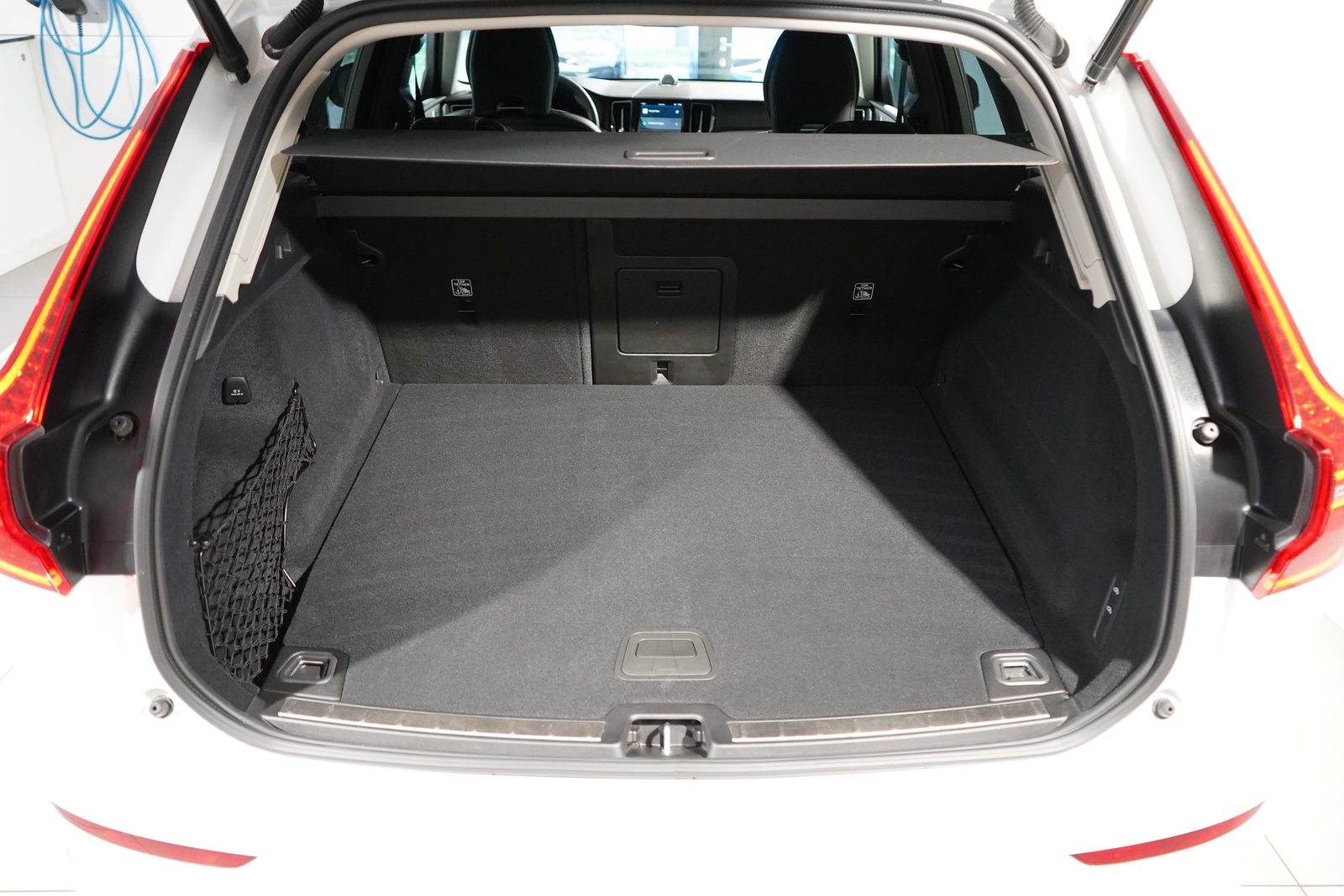 VOLVO XC60 2.0 T8 TE XCLUSIVE Ultra Dark eAWD, Hybride Rechargeable Essence/Électricité, Occasion / Utilisé, Automatique - 5
