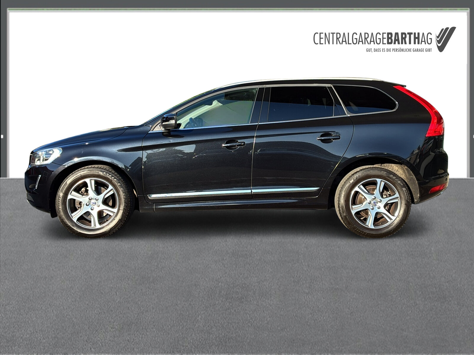 VOLVO XC60 3.0 T6 Summum  AWD, Benzin, Occasion / Gebraucht, Automatik - 4